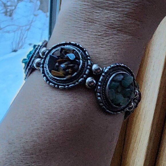 Vintage Mixed Stone Chips Stretch Silver Tone Bracelet - Picture 3 of 16